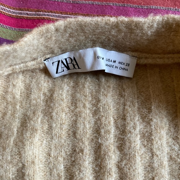 Zara  cardigan - Picture 3 of 4